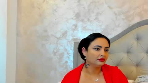 Snapshot of bianca_vale chatting on June 2026 04:53:02 AM Bianca Vale online show from June 2026 04:53:02 AM