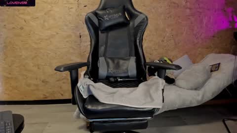 Snapshot of biancastrongg chatting on February 2025 05:20:01 AM Biancastrong.. IGThebiancastrong online show from February 2025 05:20:01 AM