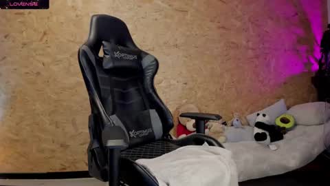 Snapshot of biancastrongg chatting on February 2025 02:28:02 AM Biancastrong.. IGThebiancastrong online show from February 2025 02:28:02 AM