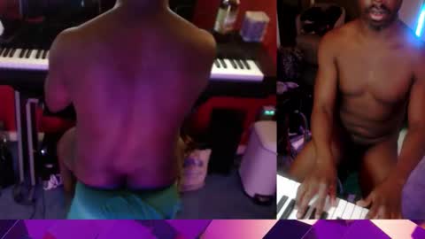 BicepsandFrot online show from February 2026 05:00:02 AM