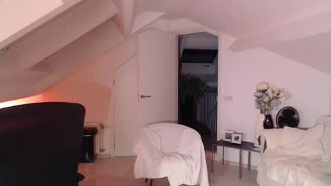 Bickel online show from November 2025 05:50:01 AM