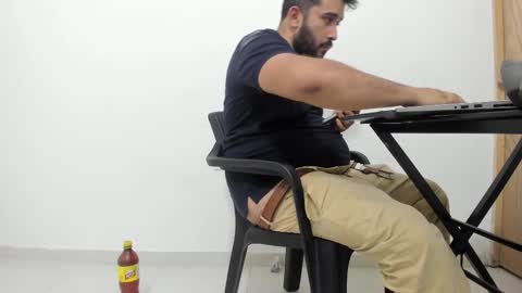 Tommy online show from September 2025 02:39:02 AM