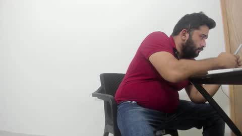 Tommy online show from October 2025 11:24:01 PM