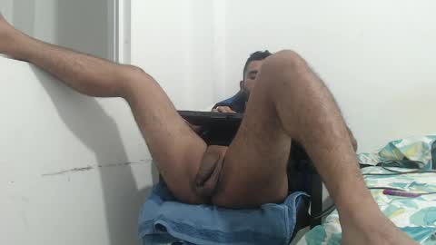 Snapshot of big_dad69 chatting on March 2026 05:02:02 AM Tommy online show from March 2026 05:02:02 AM