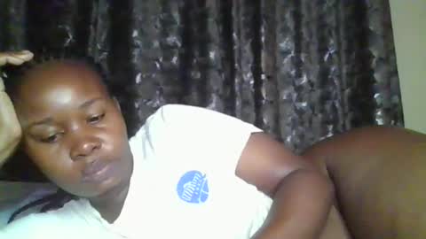 Snapshot of big_diva chatting on May 2026 03:03:02 AM big_diva online show from May 2026 03:03:02 AM