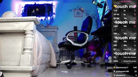 Snapshot of big_lava chatting on January 2025 10:58:02 PM Lava online show from January 2025 10:58:02 PM