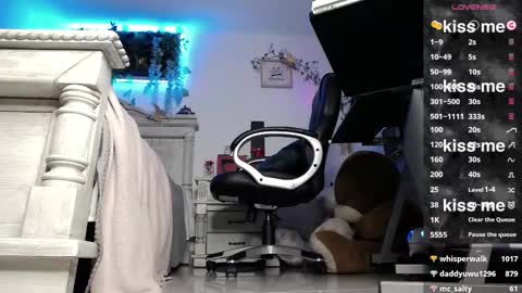 Snapshot of big_lava chatting on February 2025 11:44:02 PM Lava online show from February 2025 11:44:02 PM