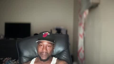 bigbackwoodcali online show from September 2025 07:46:02 PM