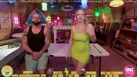 Snapshot of bigbananamilfshake chatting on March 2025 07:43:02 AM Mya and Angelo online show from March 2025 07:43:02 AM