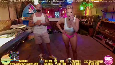 Snapshot of bigbananamilfshake chatting on September 2025 04:45:02 AM Mya and Angelo online show from September 2025 04:45:02 AM