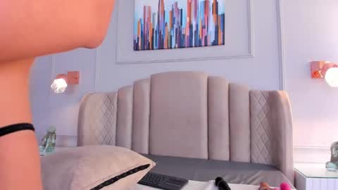 Snapshot of bigboobsnaughty1 chatting on February 2025 04:25:01 PM online show from February 2025 04:25:01 PM