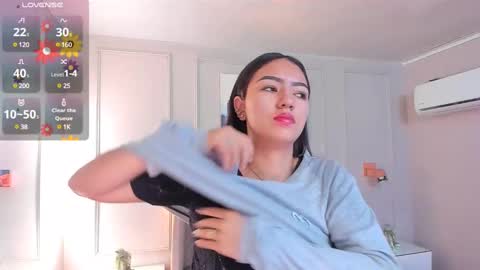 Snapshot of bigboobsnaughty1 chatting on March 2025 10:11:01 AM online show from March 2025 10:11:01 AM