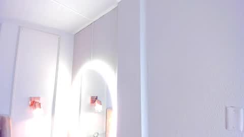 Snapshot of bigboobsnaughty1 chatting on September 2025 10:07:02 AM online show from September 2025 10:07:02 AM