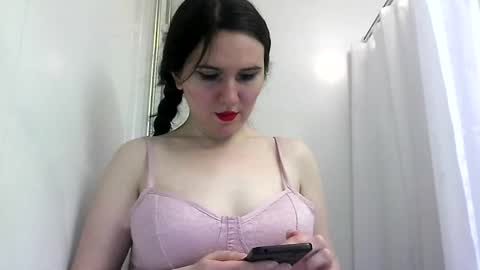 Isabella online show from March 2025 01:25:02 AM