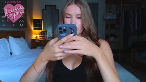    online show from November 2025 05:28:02 AM