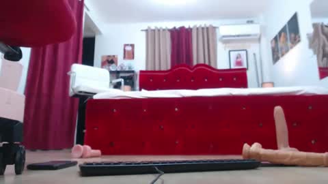 BIG COCK CASSANDRA online show from December 2024 05:33:02 PM