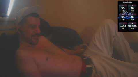 Jon - Im Straight online show from April 2026 12:21:01 PM