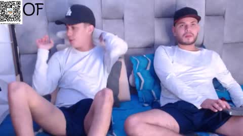 DAVID and JUAN online show from October 2025 03:53:02 AM