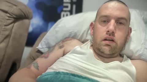 bigcocksuckingslut online show from February 2025 01:34:01 AM