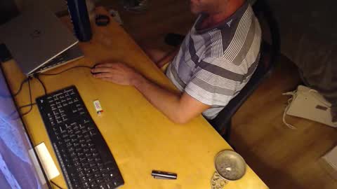 bigcok35spain online show from October 2025 06:58:01 PM