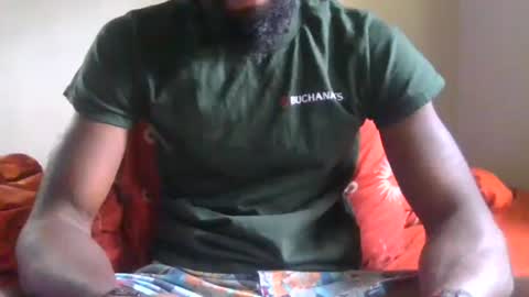 Snapshot of bigdickb917 chatting on April 2026 06:58:01 PM Sir Big dick B online show from April 2026 06:58:01 PM