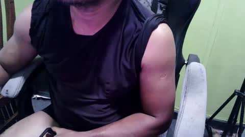 bigdickguyaux online show from April 2026 04:04:01 PM