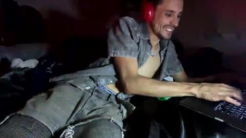 Snapshot of bigdickpapishampoo chatting on February 2026 06:22:01 AM bigdickpapishampoo online show from February 2026 06:22:01 AM