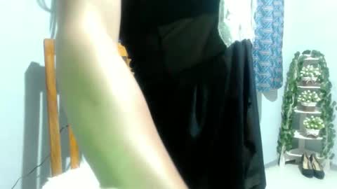 roberta online show from November 2025 10:59:01 AM