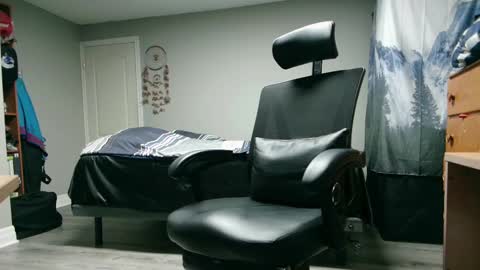 George Forest Dickyduby on all Socials online show from March 2025 03:57:02 AM