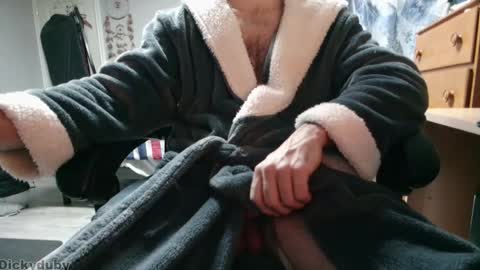 George Forest Dickyduby on all Socials online show from December 2025 05:04:02 AM