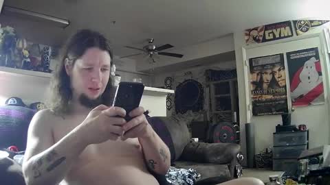 biggerisbetter21 online show from December 2024 02:02:01 PM