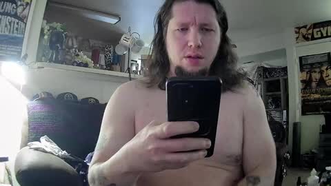 biggerisbetter21 online show from January 2025 06:35:01 PM