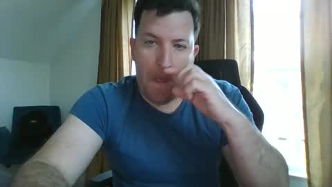 BiggestBallsOnChatr online show from December 2025 07:53:02 PM