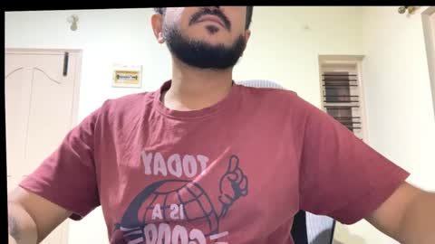 bighandsomesatisfy online show from September 2025 01:38:01 PM