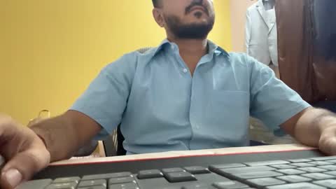 bighandsomesatisfy online show from April 2026 04:48:02 PM