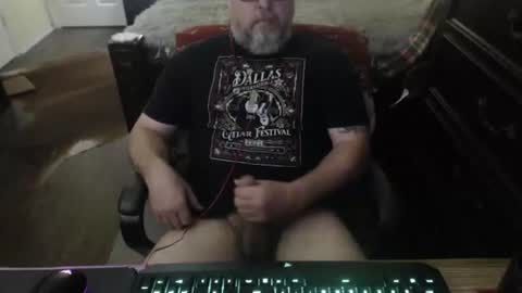 bighugmugg online show from May 2026 08:16:01 PM