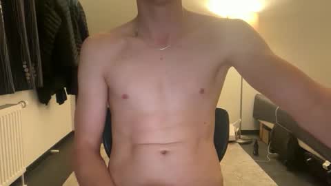 bigleor online show from February 2026 06:48:01 PM