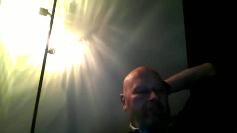 Snapshot of bigmike3339 chatting on January 2026 06:24:01 PM bigmike3339 online show from January 2026 06:24:01 PM