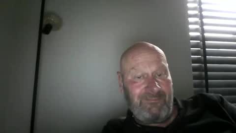 Snapshot of bigmike3339 chatting on March 2026 10:43:02 AM bigmike3339 online show from March 2026 10:43:02 AM