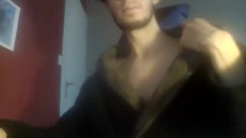 Nicolas online show from December 2025 09:38:01 AM