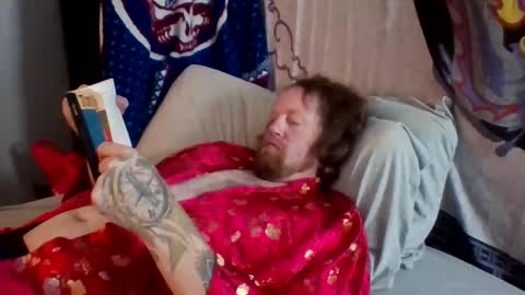 Snapshot of bigred382055 chatting on September 2025 07:30:01 AM Joon online show from September 2025 07:30:01 AM