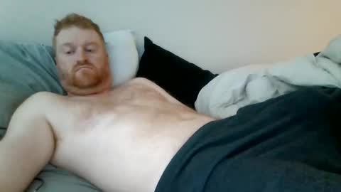 bigred92899 online show from May 2026 12:44:01 PM