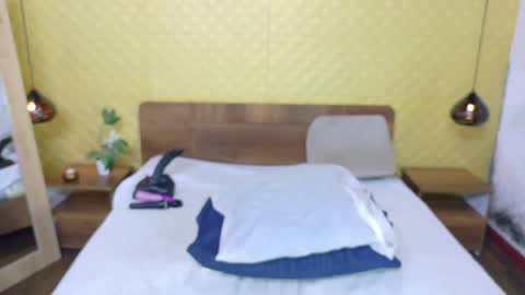 bigroundbooty_ online show from April 2026 08:26:01 PM