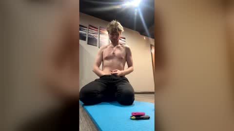 Snapshot of bigskinnyboyshh chatting on February 2026 12:05:02 AM bigskinnyboyshh online show from February 2026 12:05:02 AM