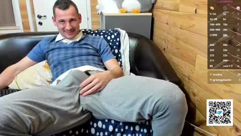 Snapshot of bigsshark chatting on March 2025 06:12:02 PM bigsshark online show from March 2025 06:12:02 PM