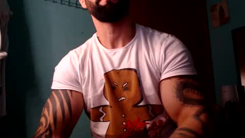 Snapshot of bigstallone chatting on December 2024 12:31:01 AM BigStallion online show from December 2024 12:31:01 AM