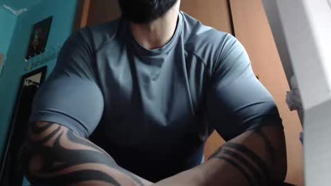 Snapshot of bigstallone chatting on November 2025 11:49:02 PM BigStallion online show from November 2025 11:49:02 PM