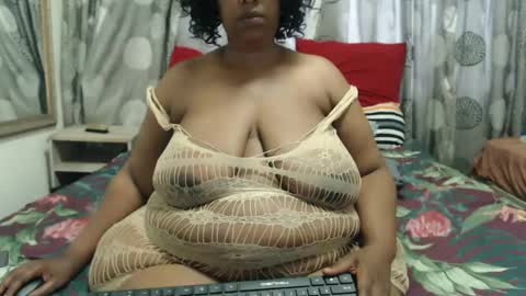 bigsuperbutt online show from February 2025 08:29:02 AM