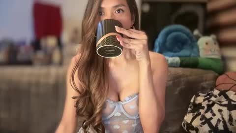 Yna     online show from January 2025 04:50:02 PM