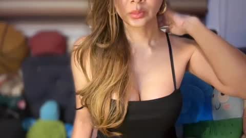 Yna     online show from August 2026 12:25:01 AM